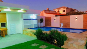 Casa de Praia com Piscina e Churrasqueira